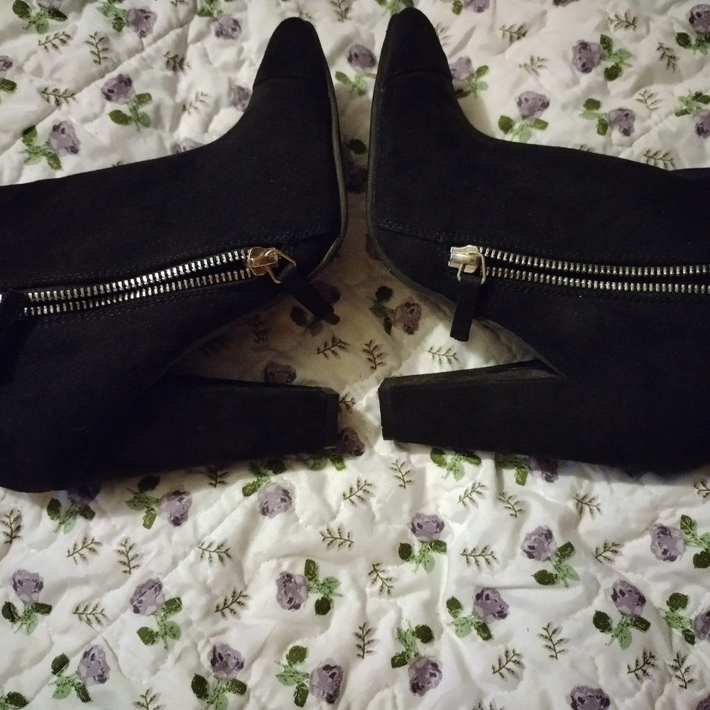 X2B - Picture 3 of 11